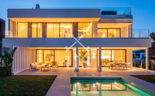 Ántik Villa’s – Uitverkocht