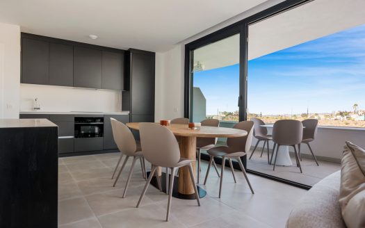 Higueron West 217 – Instapklaar twee slaapkamer appartement