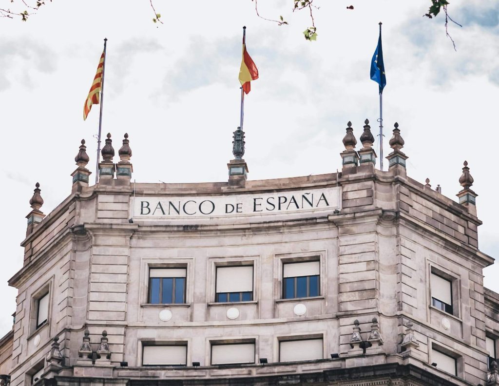 Financing your Spanish real estate investment options and strategies INVESTINSPAIN 1 - borrowing - Ewoud Van den Branden Unsplash