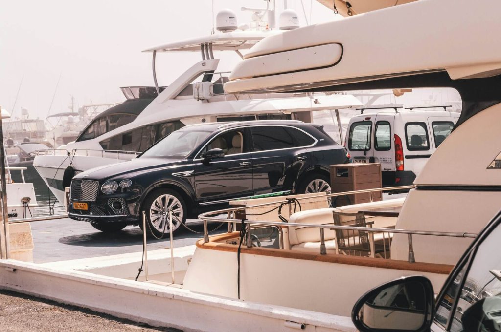 Luxury living Marbella viktor ritsvall gpueBWDbrq4 unsplash 1 1